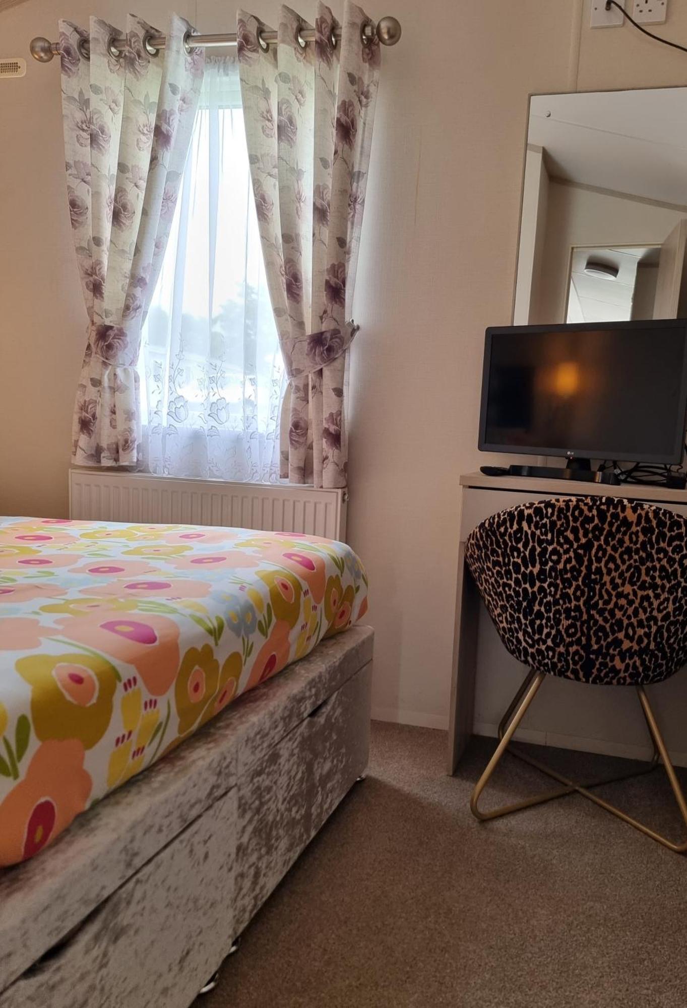 Hotel Static Caravan To Hire , Hoburne Devon Bay Goodrington Esterno foto